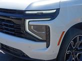 Thumbnail of 2025 Iridescent Pearl Tricoat Chevrolet Suburban
