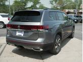 Thumbnail of 2025 Platinum Gray Metallic Volkswagen Atlas