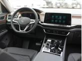 Thumbnail of 2025 Platinum Gray Metallic Volkswagen Atlas