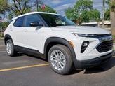Photo of 2026 Summit White Chevrolet Trailblazer