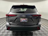 Thumbnail of 2024 Magnetic Gray Toyota Highlander