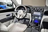 Thumbnail of 2020 Glacier White Solid Bentley Bentayga