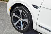 Thumbnail of 2020 Glacier White Solid Bentley Bentayga