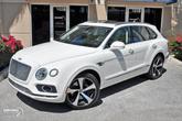 Thumbnail of 2020 Glacier White Solid Bentley Bentayga