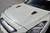 Thumbnail of 2019 Pearl White Tricoat Nissan GT-R