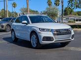 Thumbnail of 2019 Glacier White Metallic Audi Q5