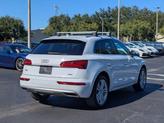 Thumbnail of 2019 Glacier White Metallic Audi Q5