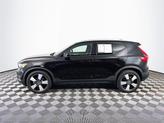 Thumbnail of 2021 Onyx Black Metallic Volvo XC40