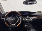 Thumbnail of 2014 Silver Lining Metallic Lexus ES 300h