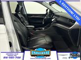 Thumbnail of 2022 Bright White Clearcoat Jeep Grand Cherokee L