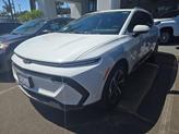 Photo of 2025 Summit White Chevrolet Equinox EV