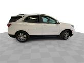Thumbnail of 2022 Summit White Chevrolet Equinox