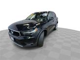 Thumbnail of 2020 Onyx Black Metallic Volvo XC40