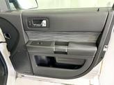 Thumbnail of 2019 White Platinum Metallic Tri-Coat Ford Flex