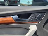 Thumbnail of 2022 Navarra Blue Metallic Audi Q5