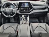 Thumbnail of 2022 Ruby Flare Pearl Toyota Highlander
