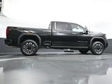 Thumbnail of 2025 Onyx Black GMC Sierra 2500