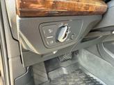 Thumbnail of 2018 Mythos Black Metallic Audi Q5