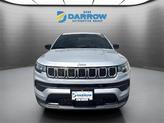 Thumbnail of 2025 Silver Zynith Metallic Clearcoat Jeep Compass