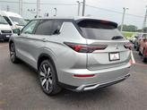 Thumbnail of 2025 Alloy Silver Metallic Mitsubishi Outlander