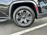 Thumbnail of 2022 Diamond Black Crystal Pearlcoat Jeep Wagoneer