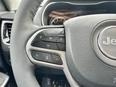 Thumbnail of 2022 Granite Crystal Metallic Clearcoat Jeep Cherokee