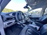Thumbnail of 2022 Bright White Clearcoat Chrysler Pacifica