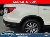 Thumbnail of 2019 White Diamond Pearl Honda Pilot