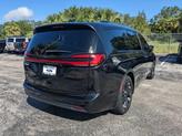 Thumbnail of 2023 Brilliant Black Crystal Pearlcoat Chrysler Pacifica