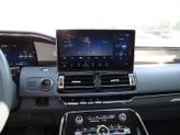 Thumbnail of 2024 Chroma Crystal Blue Metallic Premium Colorant Lincoln Navigator
