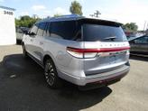 Thumbnail of 2024 Chroma Crystal Blue Metallic Premium Colorant Lincoln Navigator