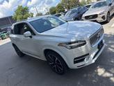 Photo of 2021 Crystal White Metallic Volvo XC90 Recharge Plug-In Hybrid