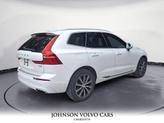 Thumbnail of 2019 Crystal White Pearl Metallic Volvo XC60