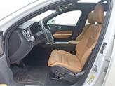Thumbnail of 2019 Crystal White Pearl Metallic Volvo XC60