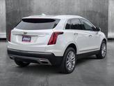 Thumbnail of 2021 Crystal White Tricoat Cadillac XT5