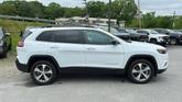 Thumbnail of 2022 White Jeep Cherokee
