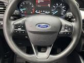 Thumbnail of 2021 Oxford White Ford Escape