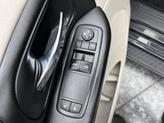 Thumbnail of 2016 Brilliant Black Crystal Pearlcoat Dodge Grand Caravan