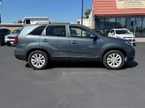 Thumbnail of 2015 Sage Green Kia Sorento