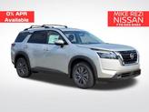 Photo of 2025 Brilliant Silver Metallic Nissan Pathfinder