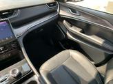 Thumbnail of 2021 Diamond Black Crystal Pearlcoat Jeep Grand Cherokee L