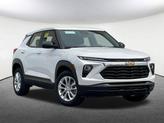Thumbnail of 2026 Summit White Chevrolet Trailblazer