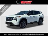 Photo of 2025 Glacier White Nissan Rogue