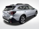 Thumbnail of 2022 Ice Silver Metallic Subaru Outback