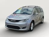 Thumbnail of 2017 Billet Silver Metallic Clearcoat Chrysler Pacifica
