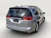 Thumbnail of 2017 Billet Silver Metallic Clearcoat Chrysler Pacifica