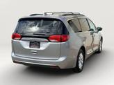 Thumbnail of 2017 Billet Silver Metallic Clearcoat Chrysler Pacifica
