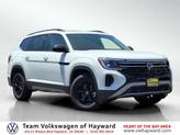 Photo of 2025 Pure White Volkswagen Atlas