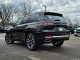 Thumbnail of 2023 Diamond Black Crystal Pearlcoat Jeep Grand Cherokee