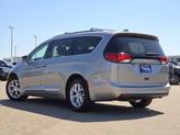 Thumbnail of 2020 Billet Silver Metallic Clearcoat Chrysler Pacifica